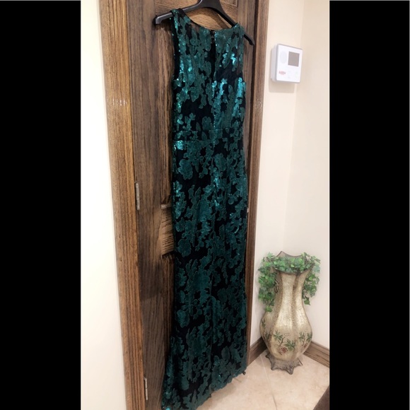 Badgley Mischka Gown Size 8 Formal Dress Green - Picture 6 of 8